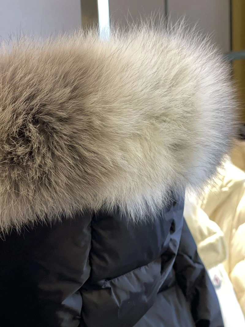Moncler Down Jackets ComfortFit 145254