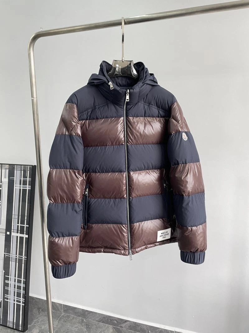 Moncler Down Jackets Sleek 145238