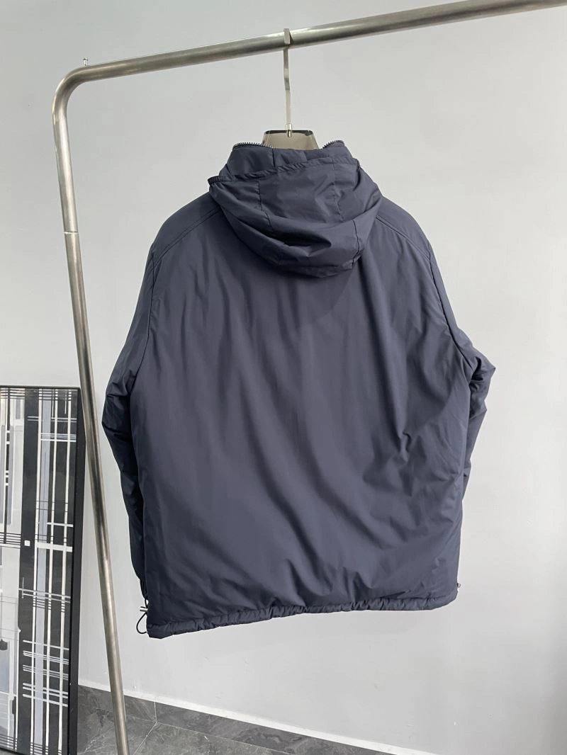 Moncler Down Jackets Sleek 145238