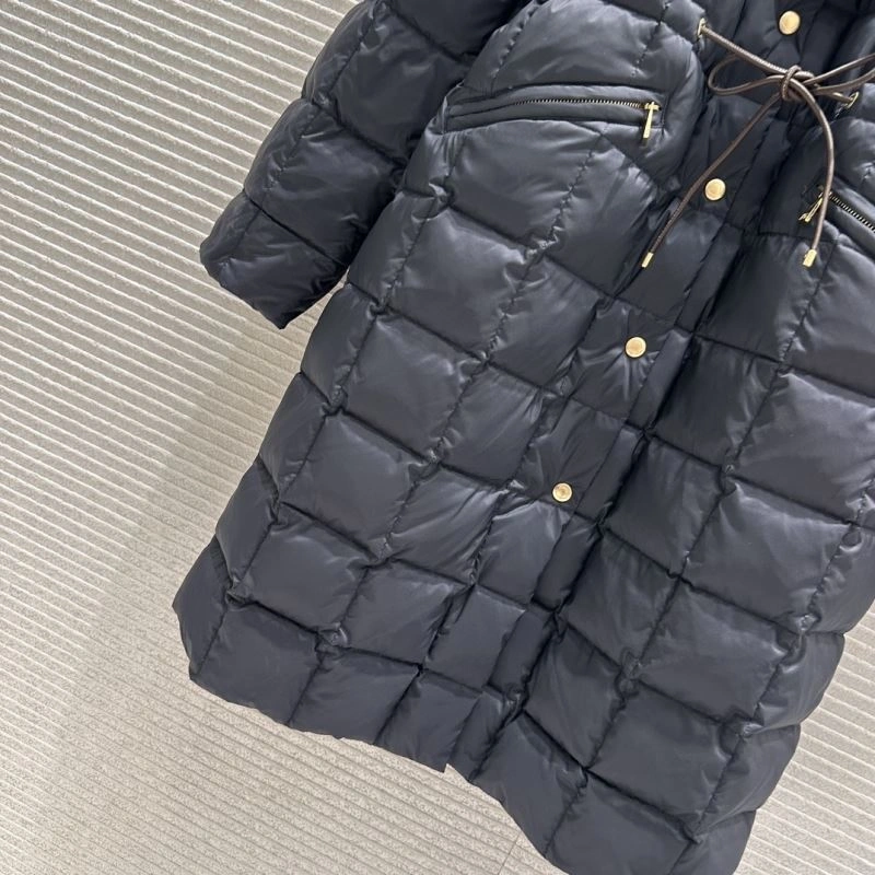 Moncler Down Jackets TravelReady 145245