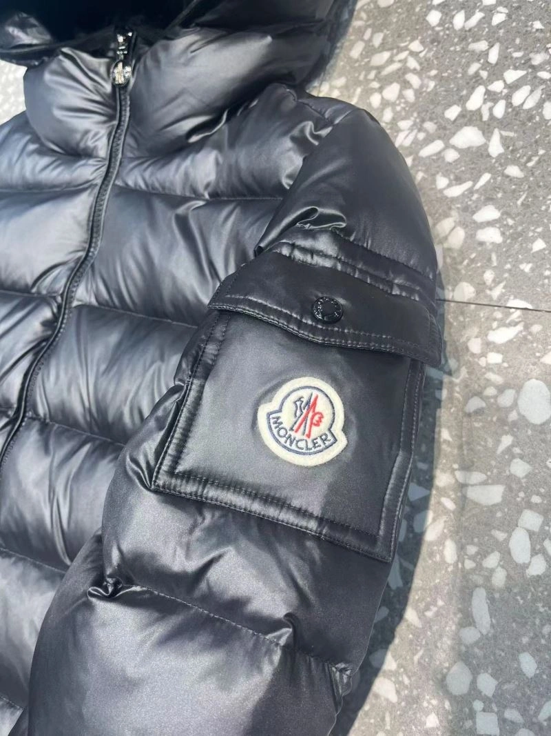 Moncler Down Jackets QuickDry 145235