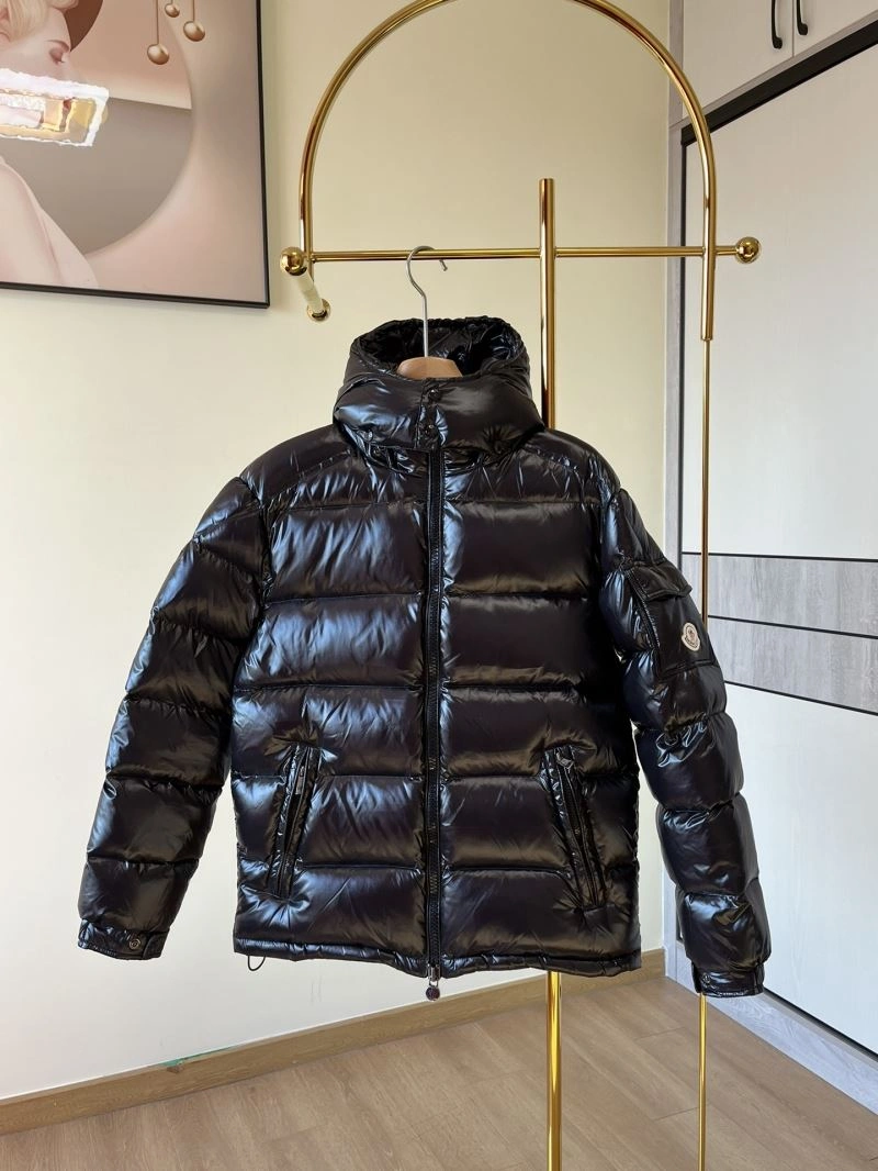 Moncler Down Jackets Durable 145251