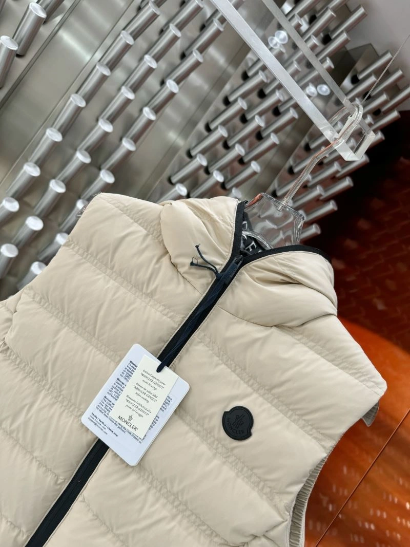 Moncler Down Jackets Stretchable 145250