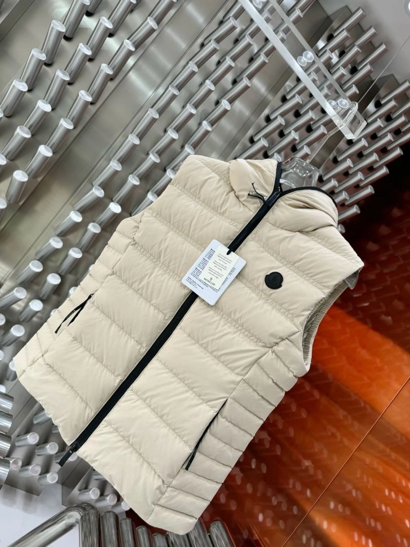 Moncler Down Jackets Stretchable 145250