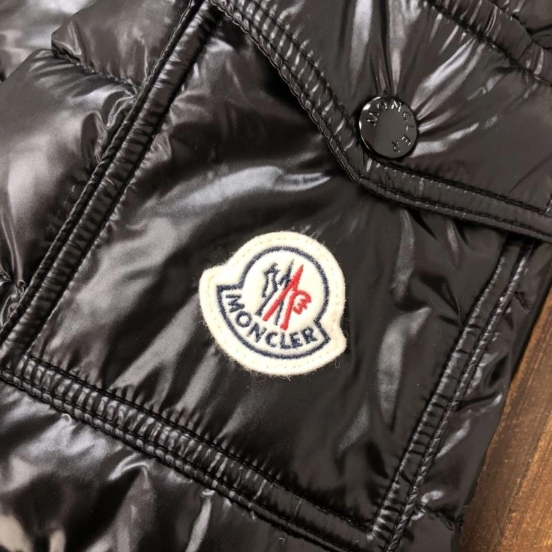 Moncler Down Jackets Timeless 145257