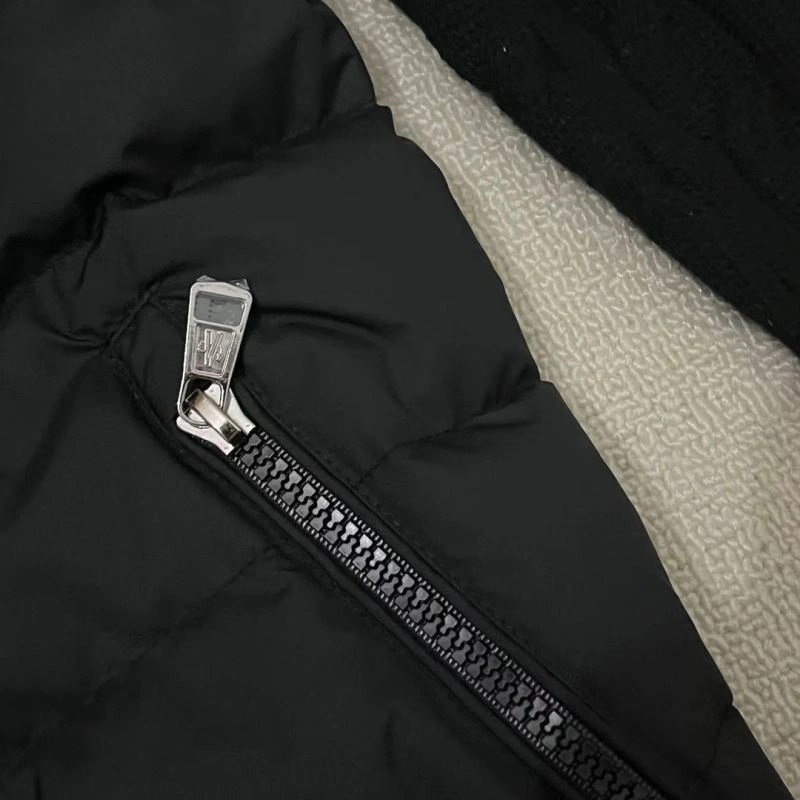 Moncler Down Jackets Neat 145209