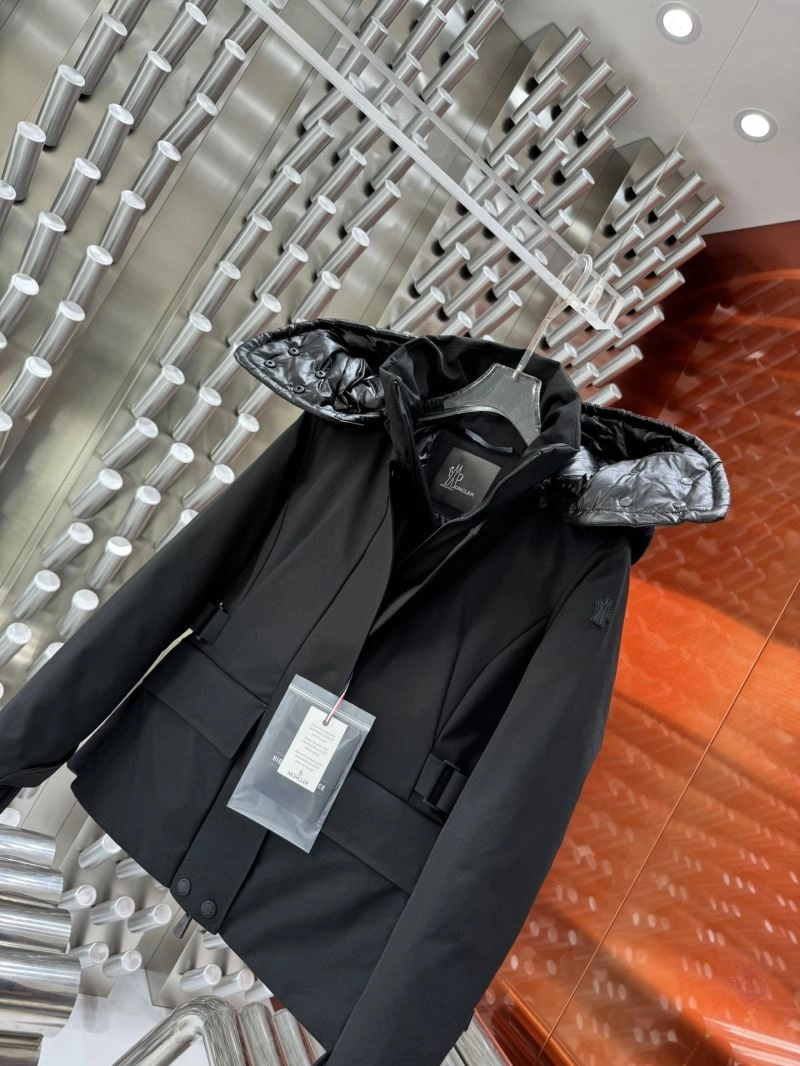 Moncler Down Jackets UrbanChic 145204