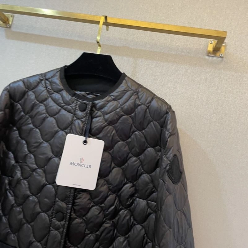Moncler Down Jackets Comfortable 145189