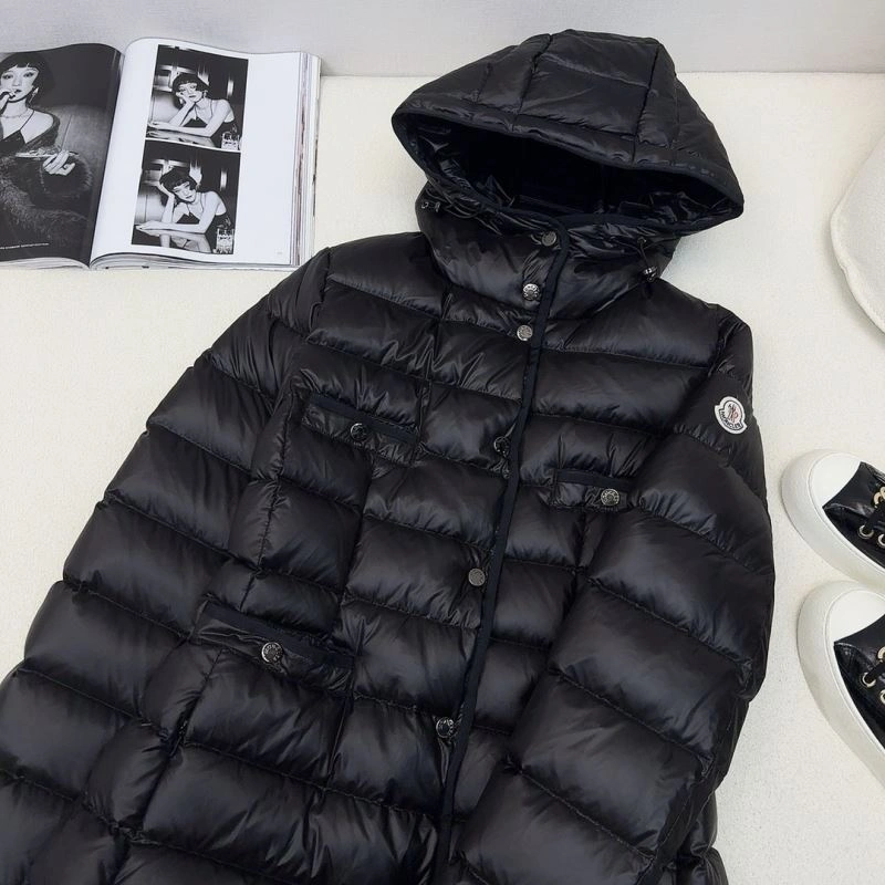 Trendsetting Moncler Down Jackets 145203