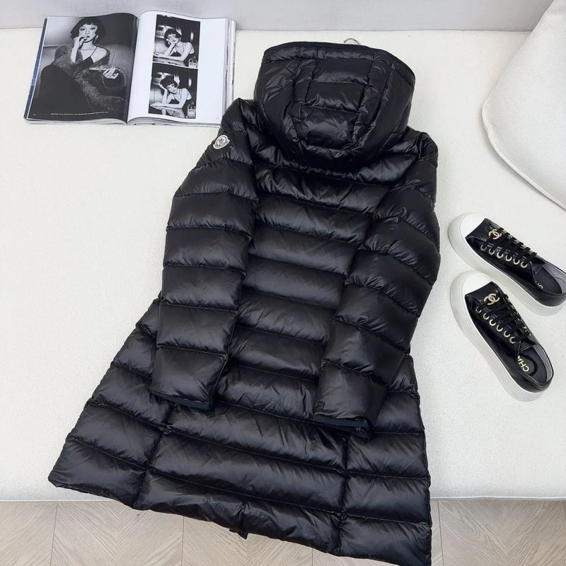 Trendsetting Moncler Down Jackets 145203