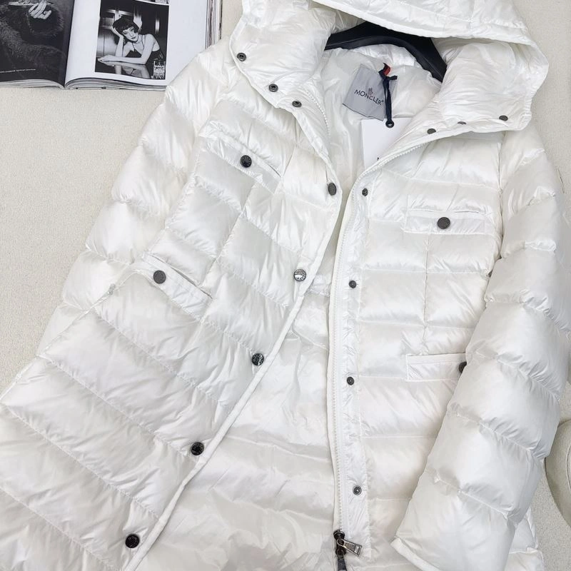 Moncler Down Jackets UrbanChic 145190