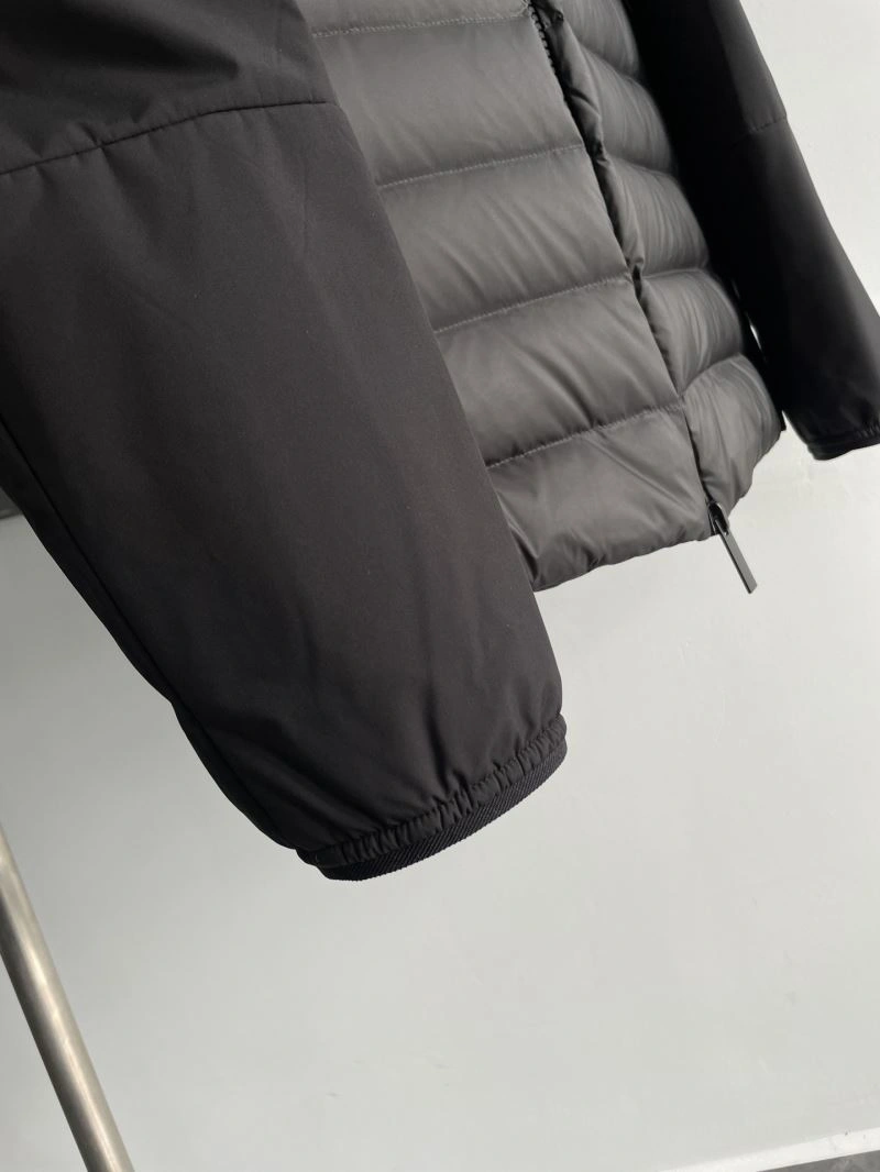 Moncler Down Jackets SportInspired 145181