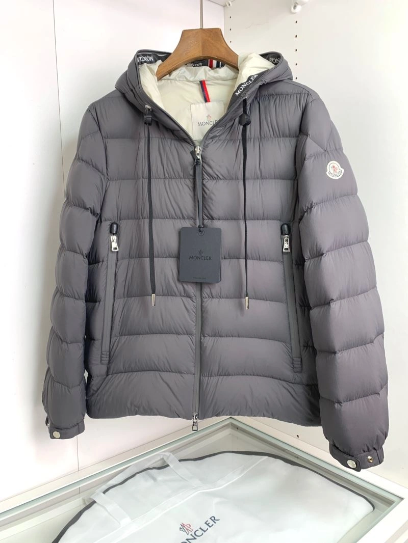 Sophisticated Moncler Down Jackets 145179