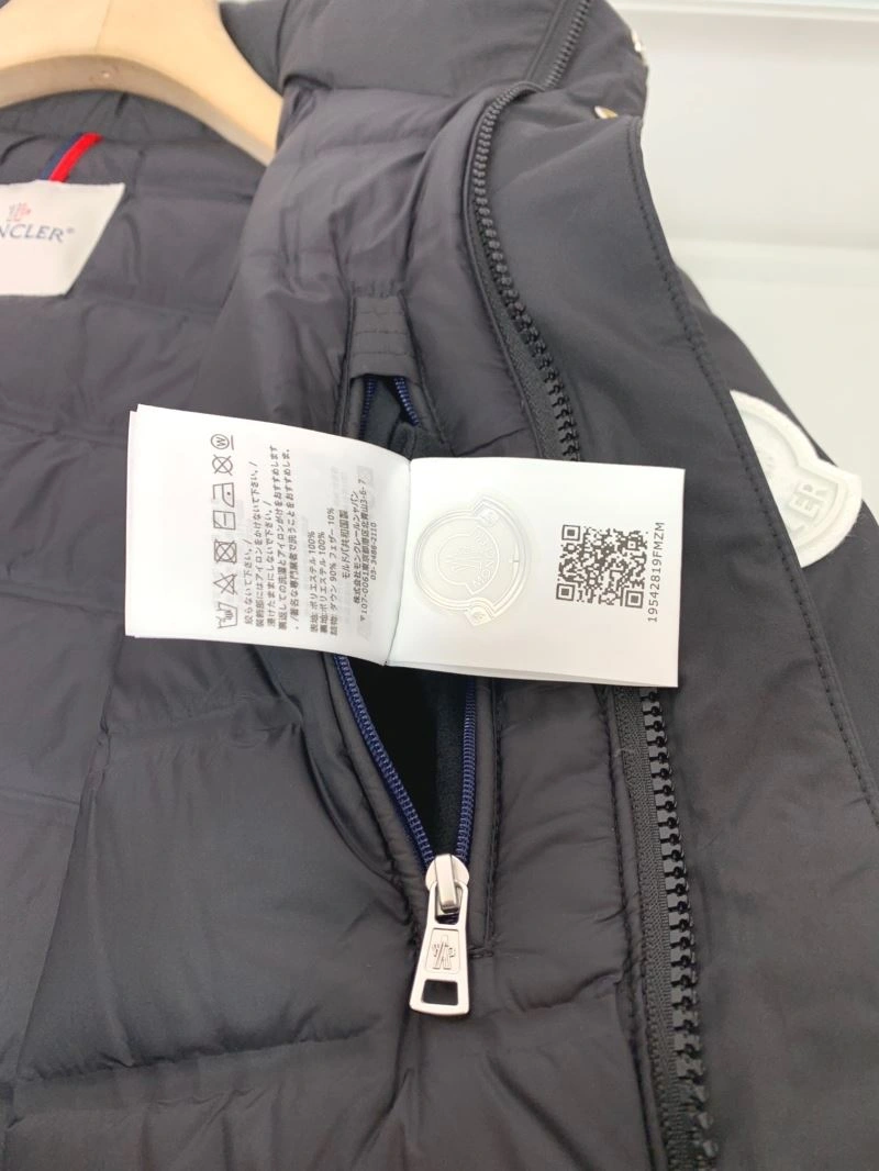 Premium Moncler Down Jackets 145176