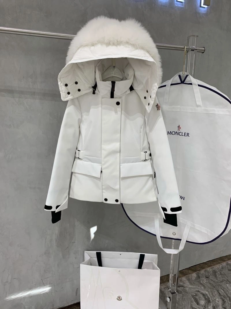 Moncler Down Jackets UrbanChic 145159