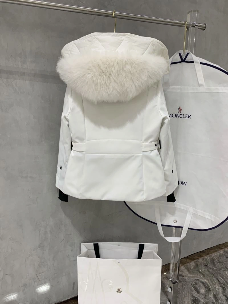 Moncler Down Jackets UrbanChic 145159