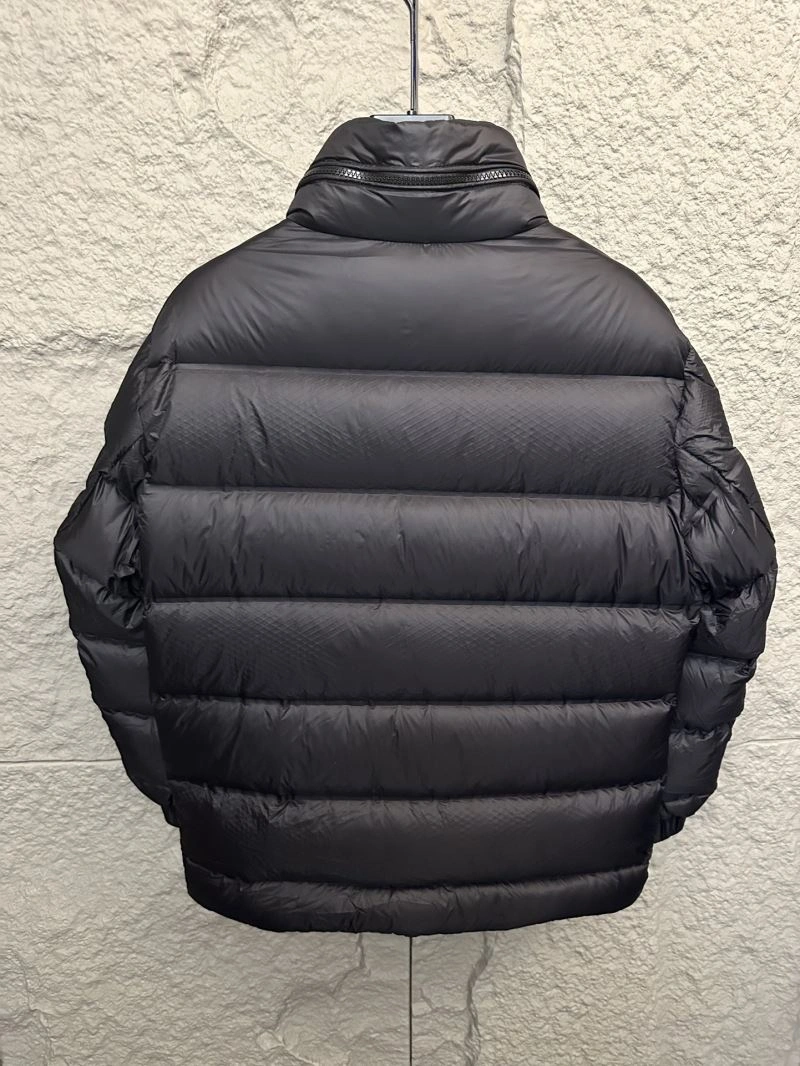 Moncler Down Jackets Resilient 145170
