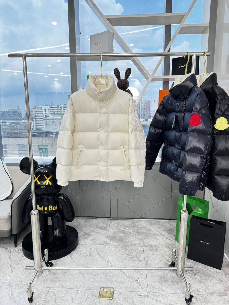 Moncler Down Jackets WeatherProof 145157