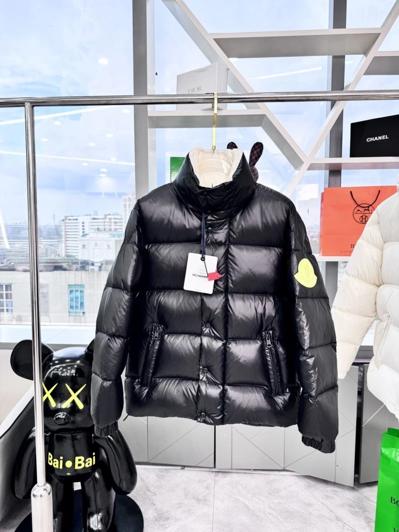 Moncler Down Jackets Refined 145148