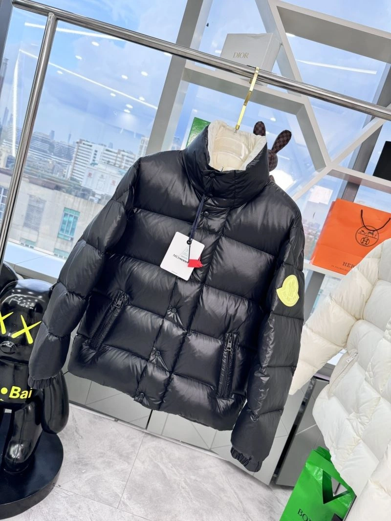 Moncler Down Jackets Refined 145148