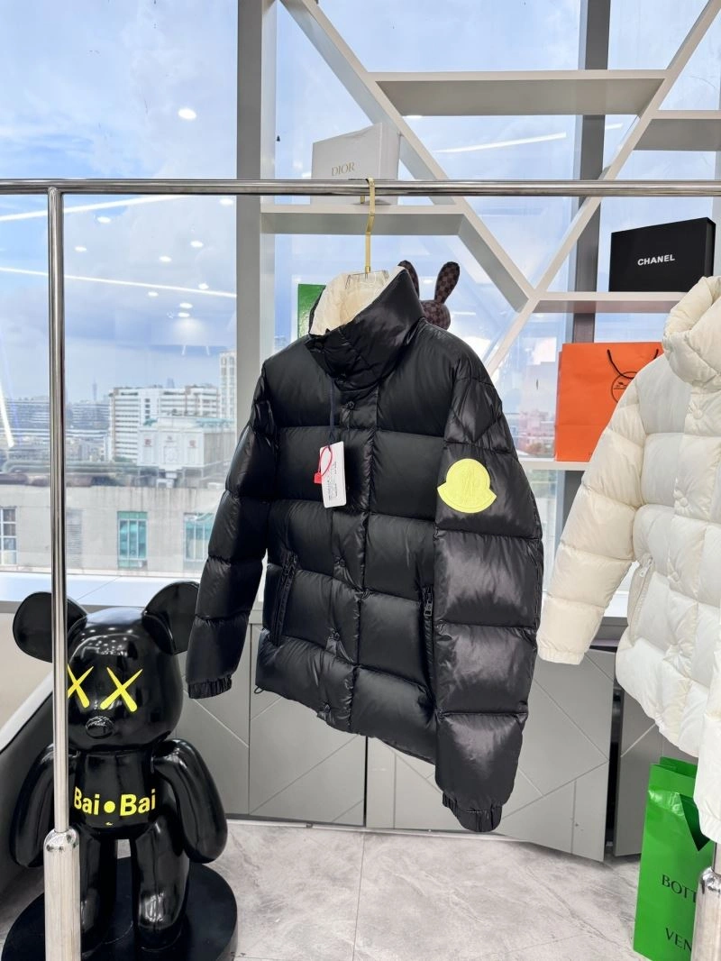 Moncler Down Jackets Refined 145148