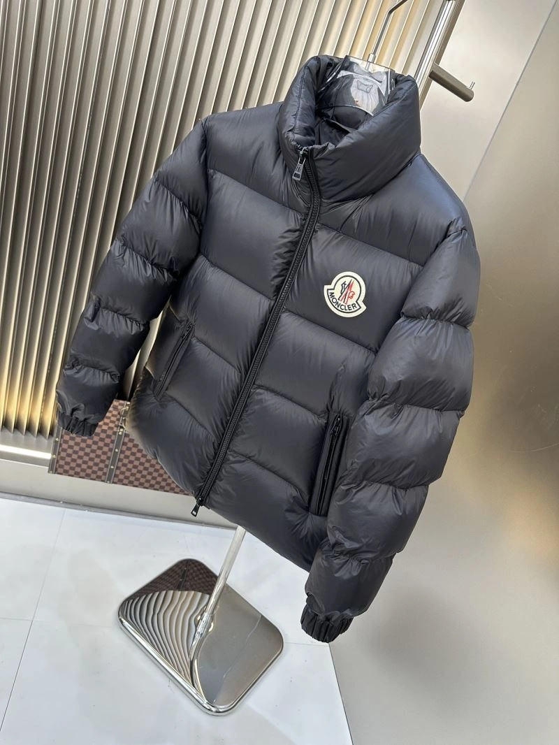 Moncler Down Jackets Functional 145156