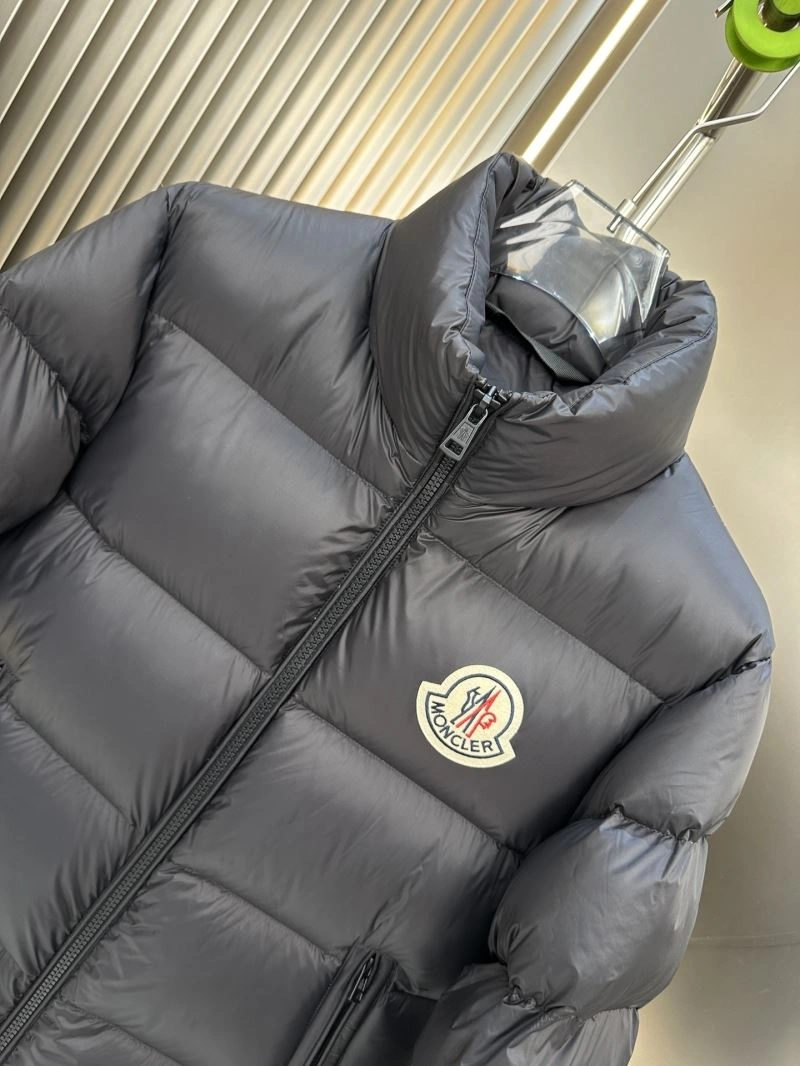 Moncler Down Jackets Functional 145156