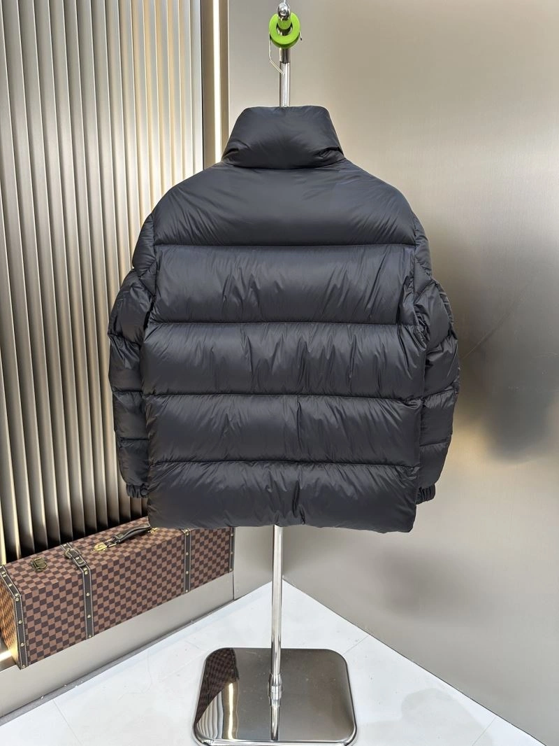 Moncler Down Jackets Functional 145156