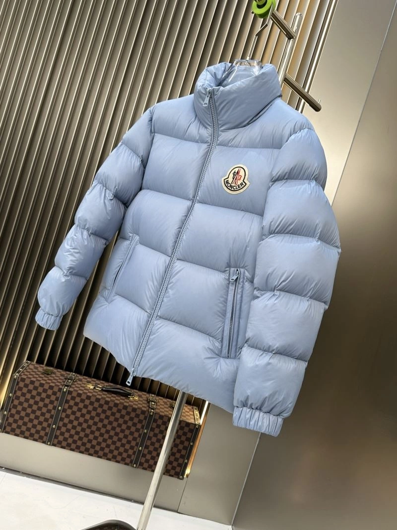 Moncler Down Jackets Vibrant 145147