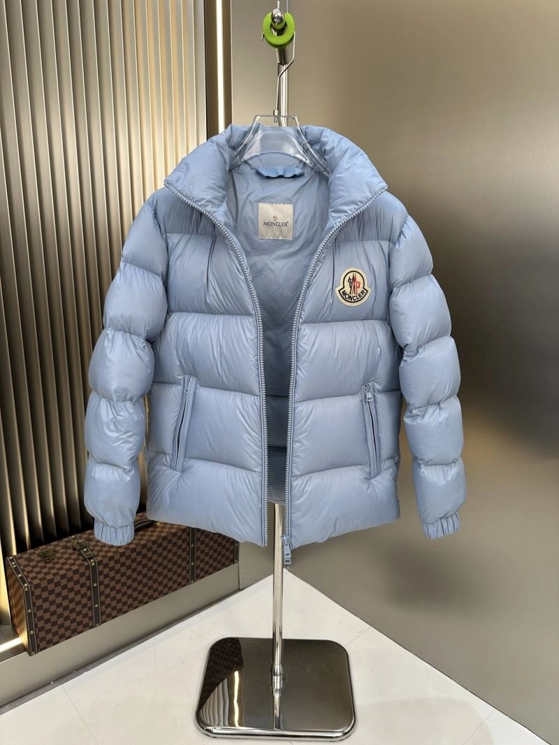 Moncler Down Jackets Vibrant 145147