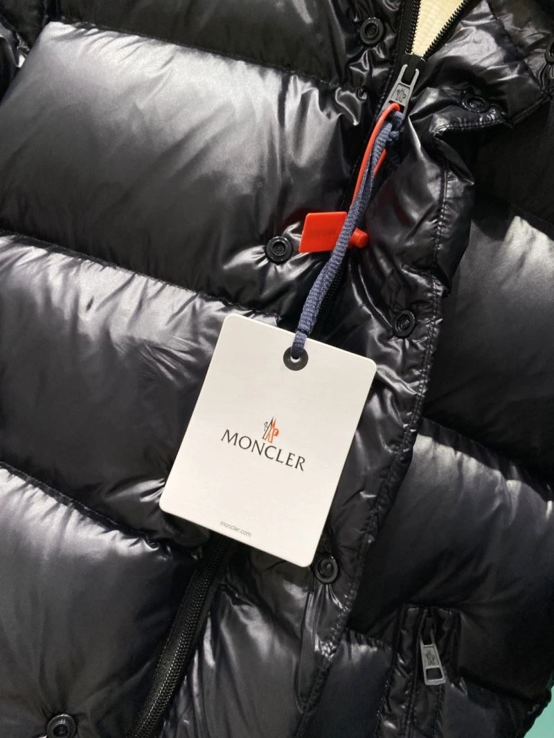 Durable Moncler Down Jackets 145146
