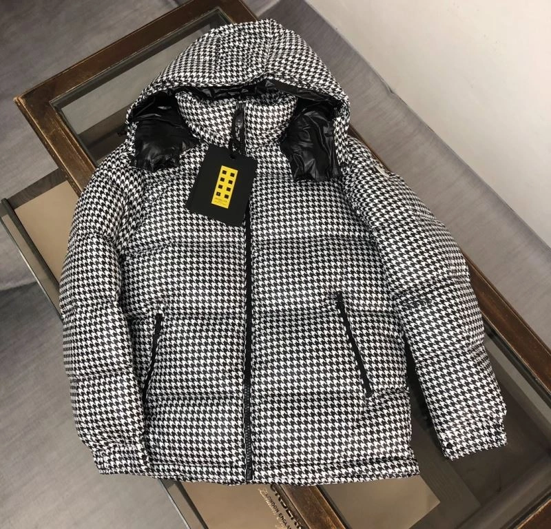 Moncler Down Jackets Functional 145151