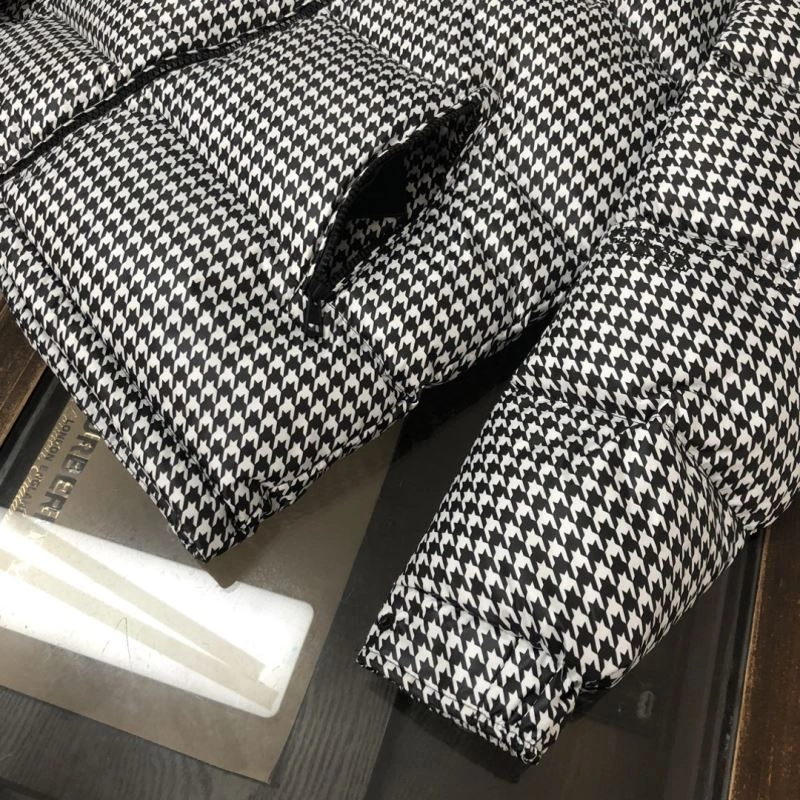 Moncler Down Jackets Functional 145151