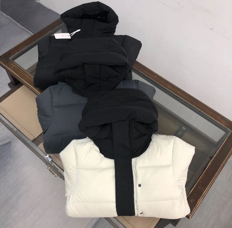 OdorResistant Moncler Down Jackets 145143