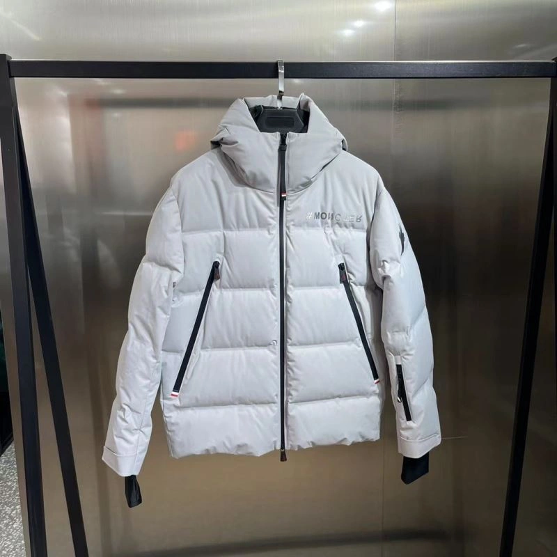 SmoothTexture Moncler Down Jackets 145140