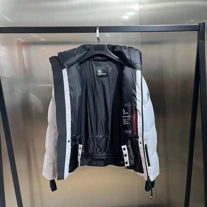 SmoothTexture Moncler Down Jackets 145140