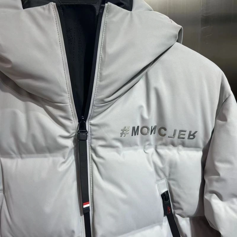 SmoothTexture Moncler Down Jackets 145140