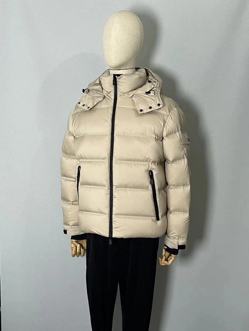 Moncler Down Jackets TimelessDesign 145138