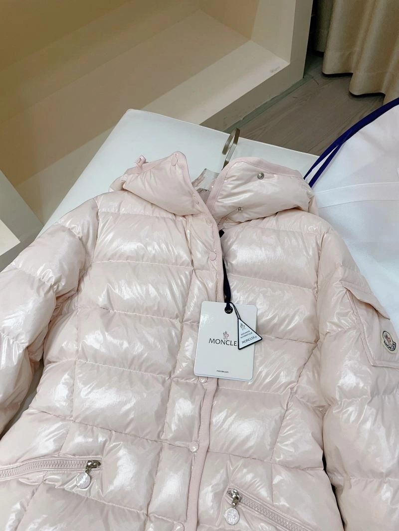 SmoothTexture Moncler Down Jackets 145126