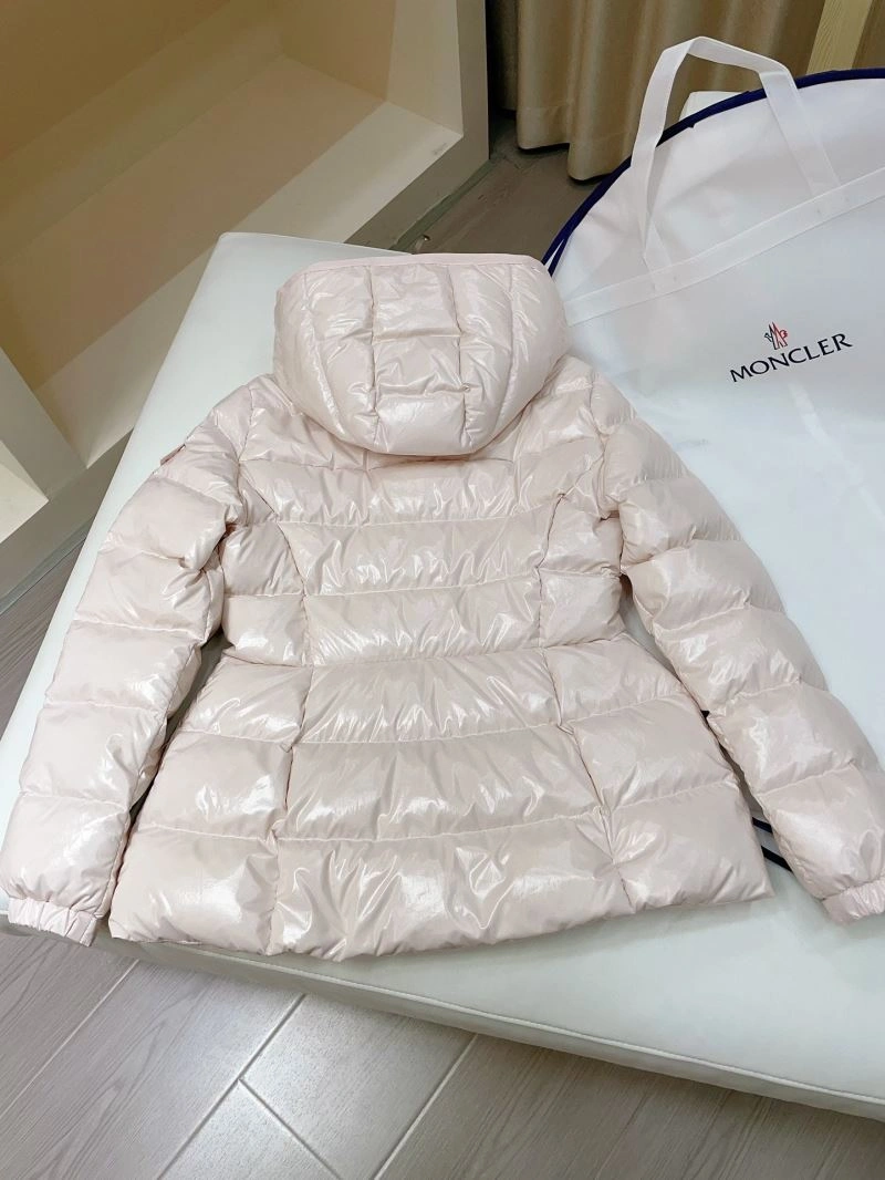 SmoothTexture Moncler Down Jackets 145126
