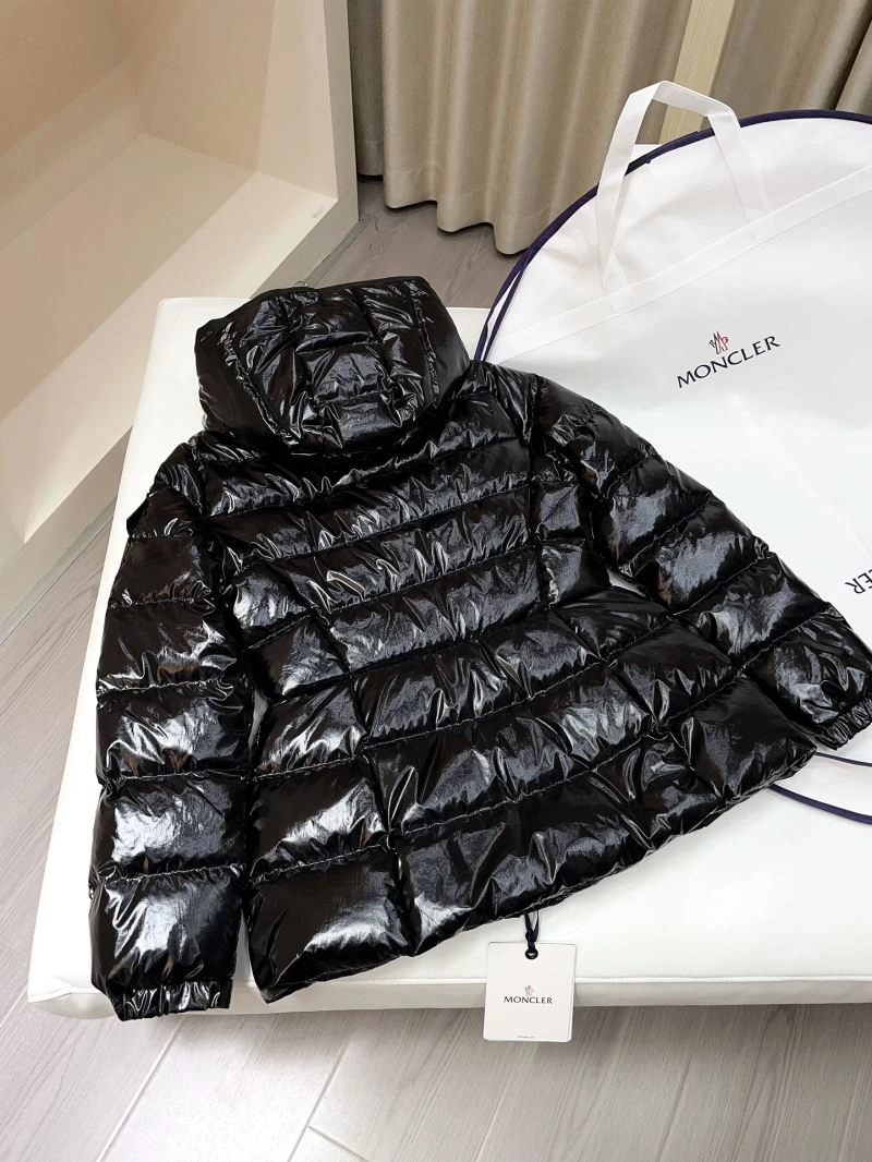 Unisex Moncler Down Jackets 145124