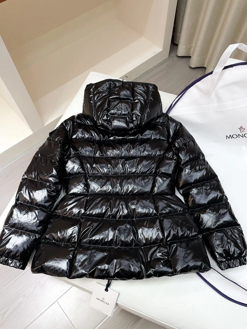 Unisex Moncler Down Jackets 145124