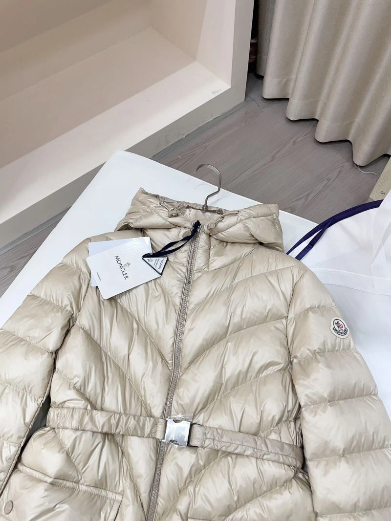 Moncler Down Jackets UrbanChic 145104