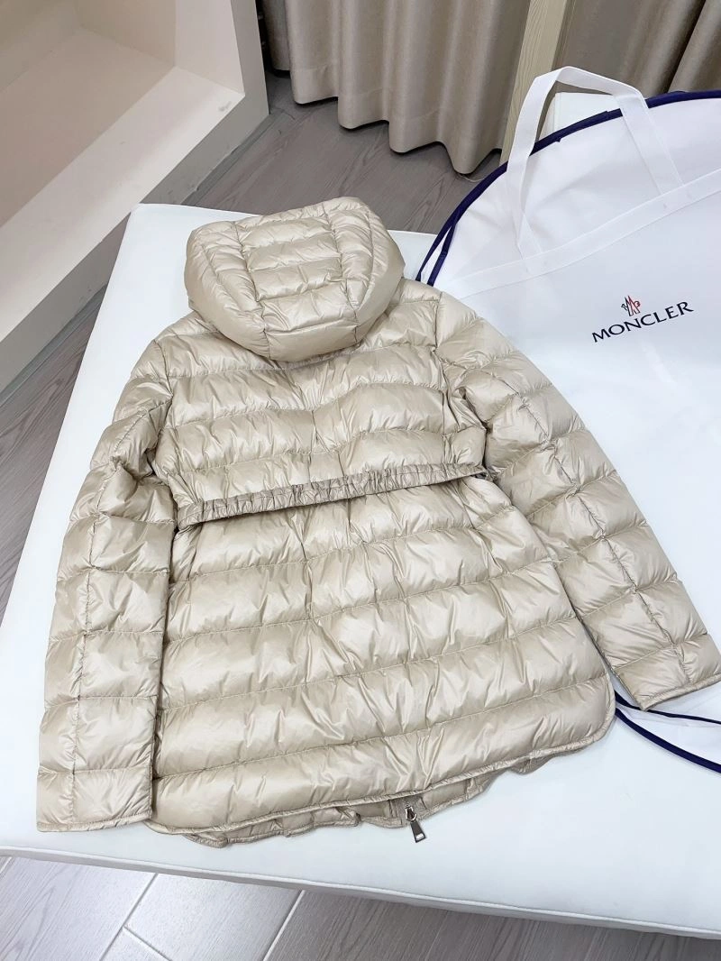 Moncler Down Jackets UrbanChic 145104