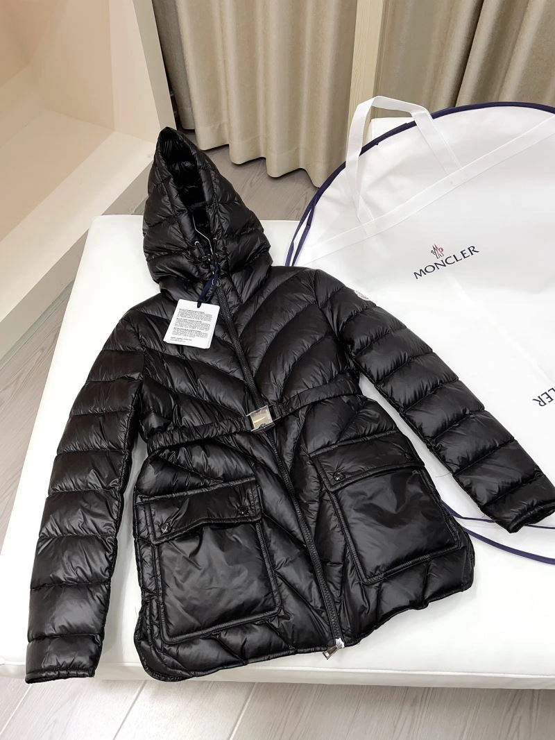 Moncler Down Jackets Durable 145107