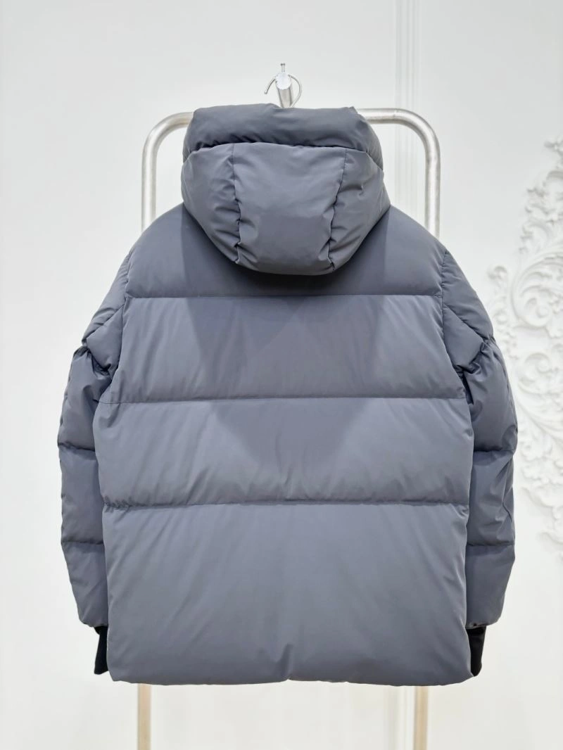 Moncler Down Jackets Bold 145125