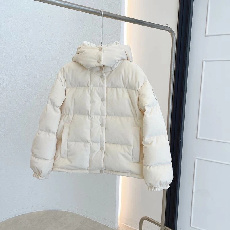 Resilient Moncler Down Jackets 145113