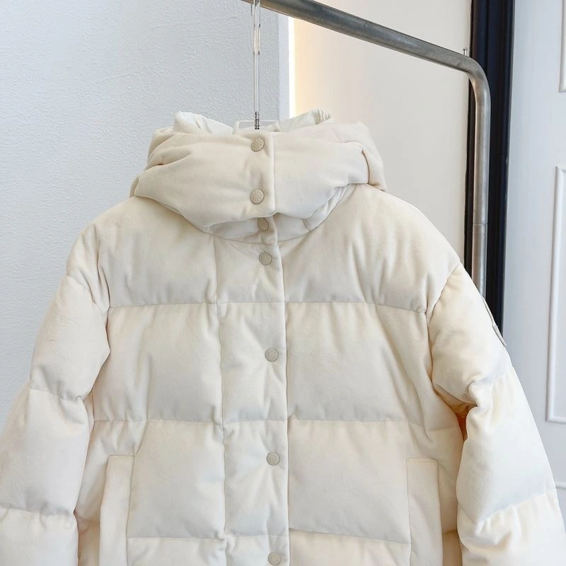 Resilient Moncler Down Jackets 145113