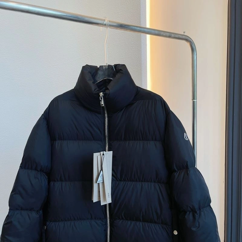 OdorResistant Moncler Down Jackets 145112