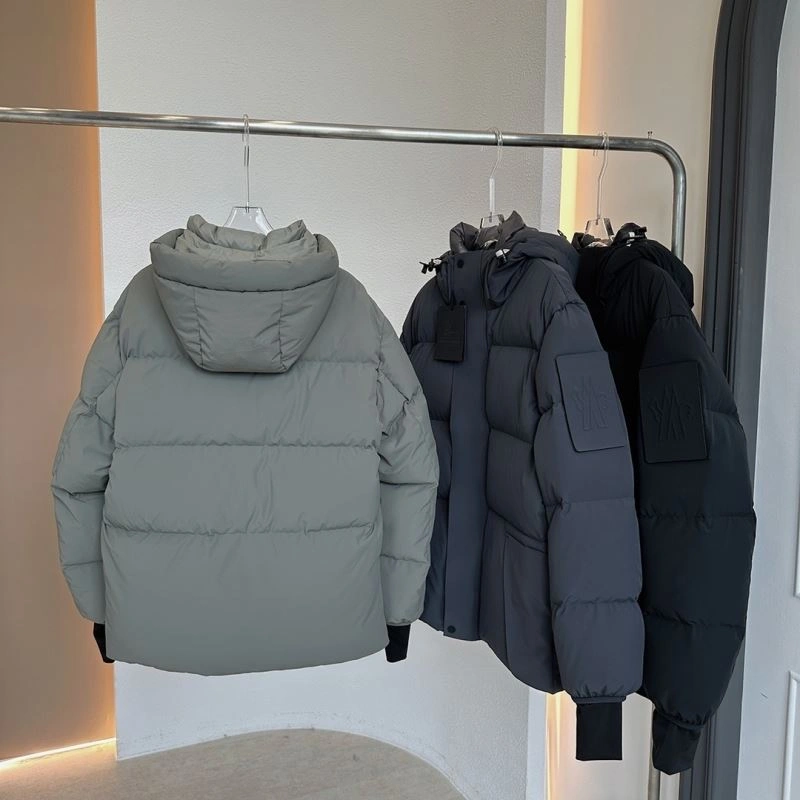 Moncler Down Jackets TimelessDesign 145131